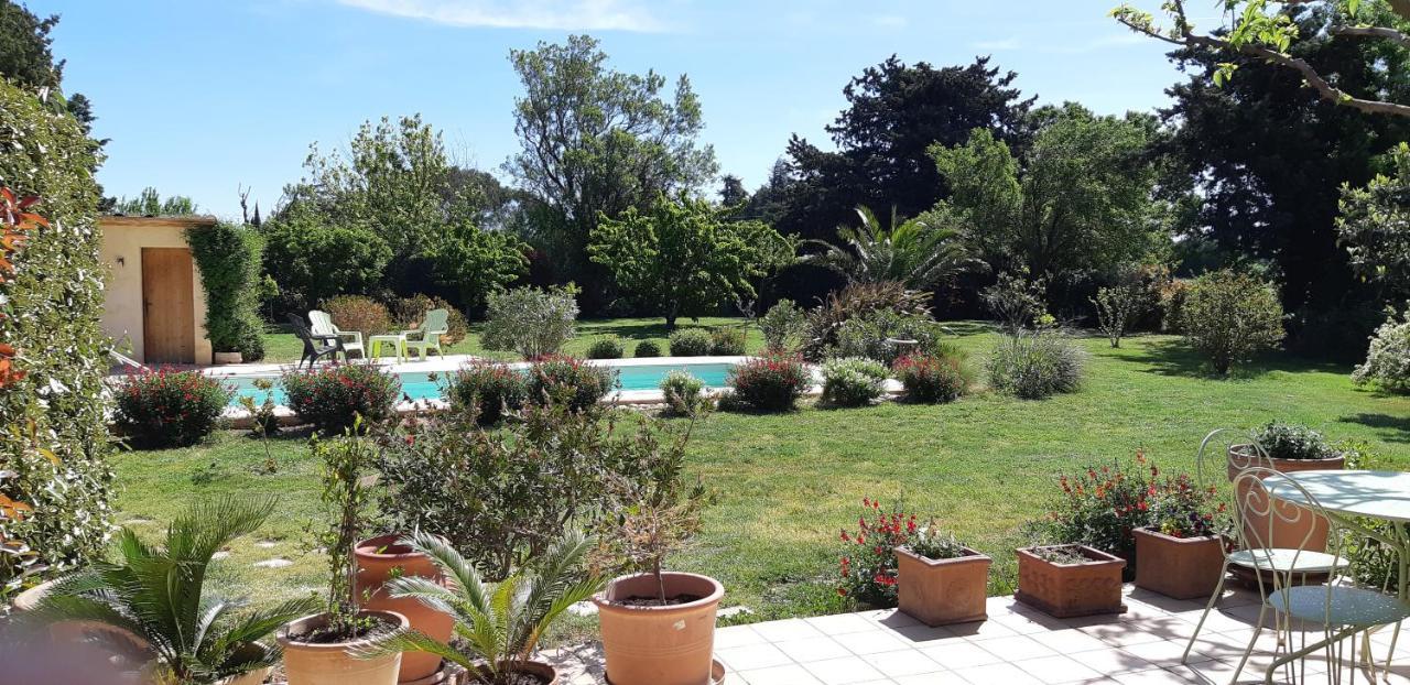 La Feniere Aux Hirondelles Bed & Breakfast Orange  Exterior foto